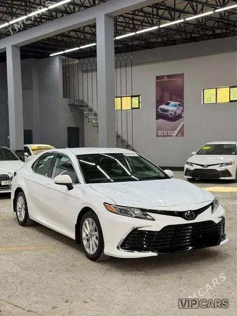 Toyota Camry, 2021 — фото 2