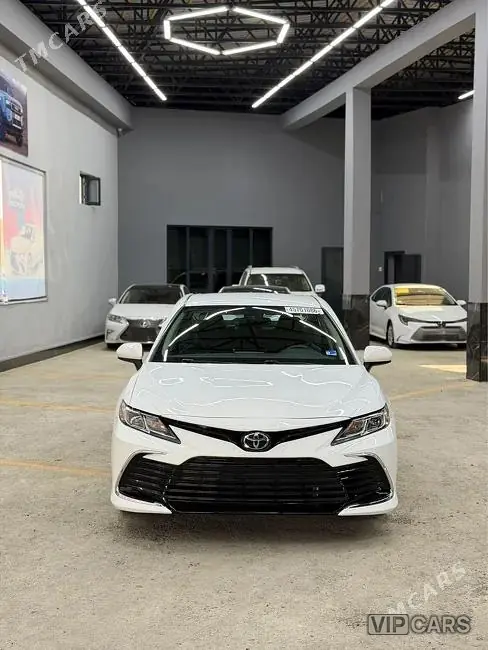 Toyota Camry, 2021 — фото 3