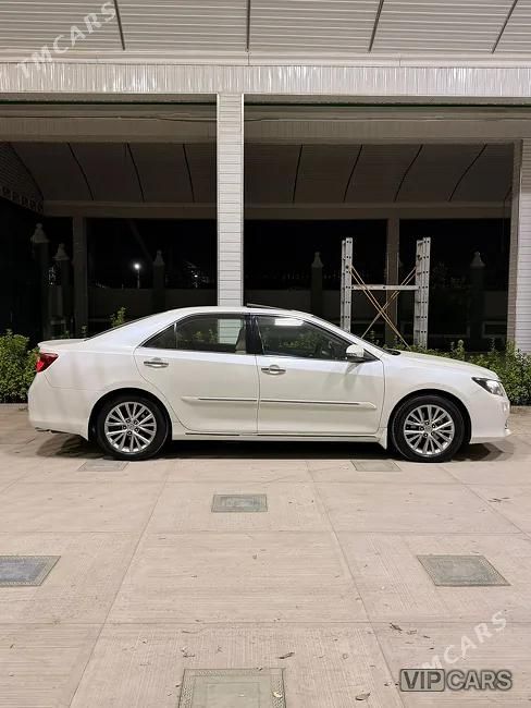 Toyota Aurion, 2016