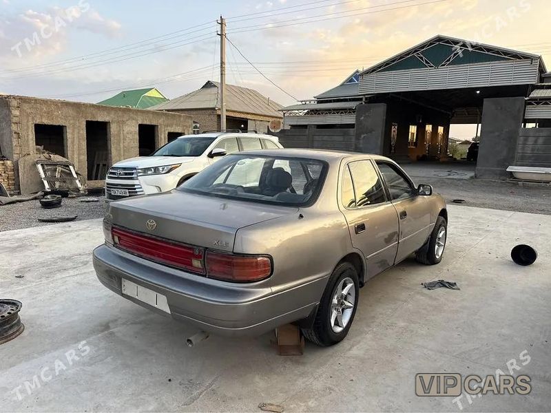 Toyota Camry, 1994