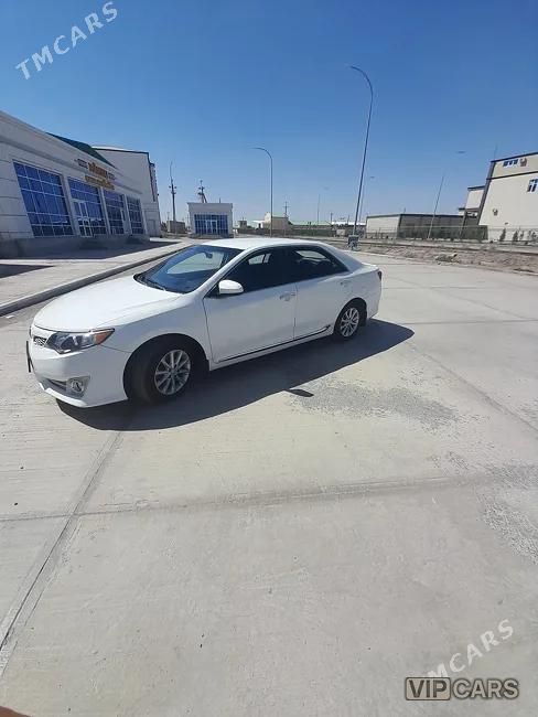 Toyota Camry, 2013
