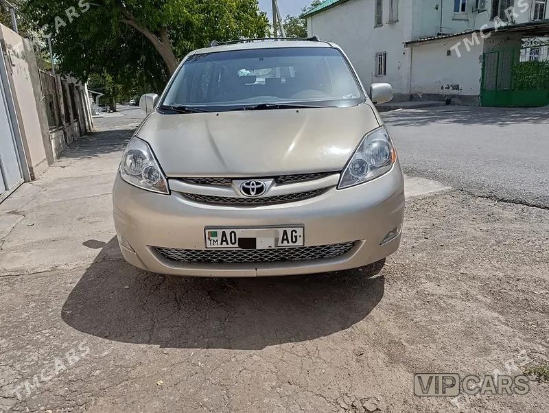 Toyota Sienna, 2006