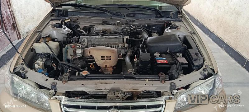 Toyota Camry, 1998