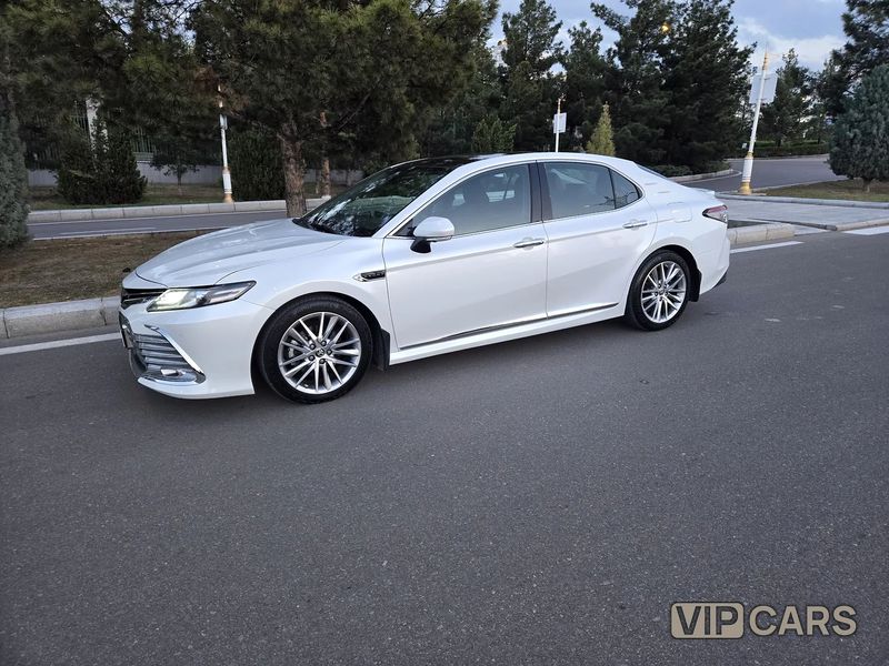 Toyota Camry, 2022