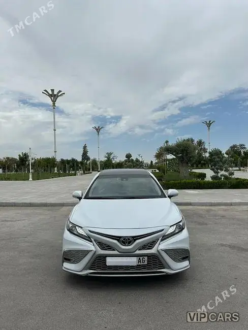 Toyota Camry, 2021 — фото 2