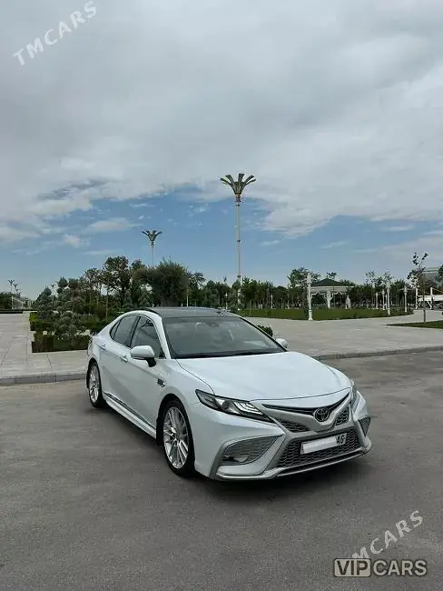 Toyota Camry, 2021 — фото 3
