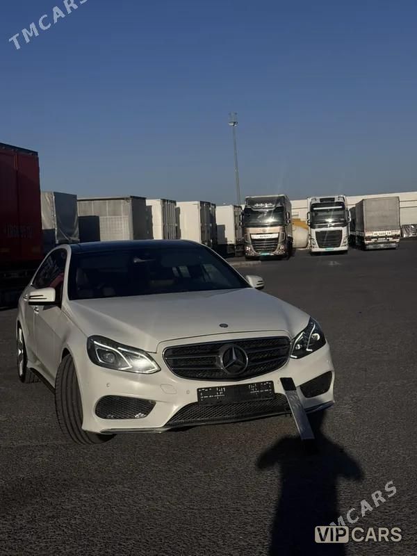 Mercedes-Benz E350, 2010