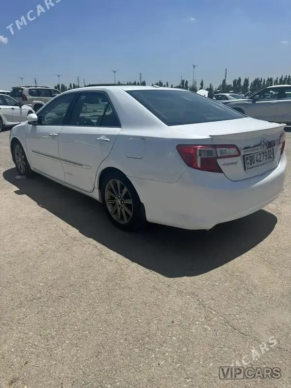 Toyota Camry, 2013 — фото 4
