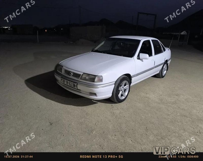 Opel Vectra, 1993