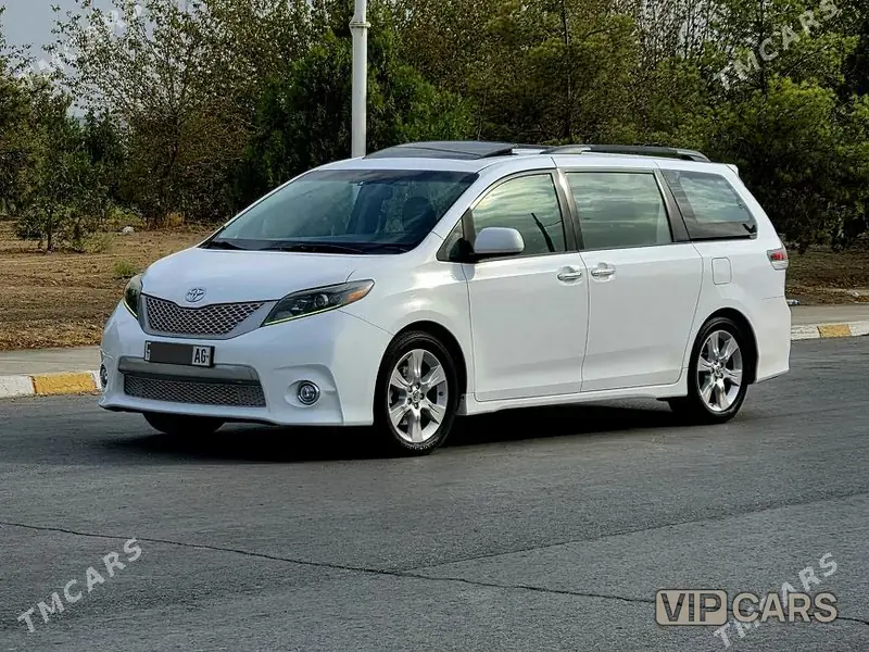 Toyota Sienna, 2015 — фото 1