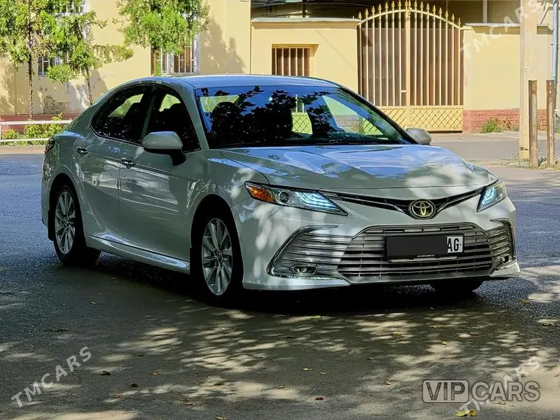 Toyota Camry, 2020 — фото 2