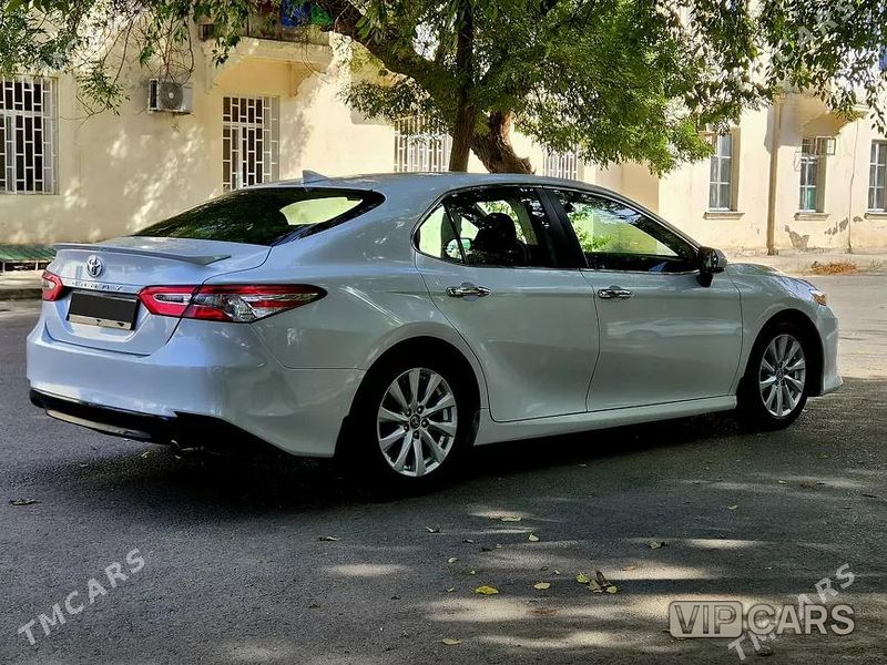 Toyota Camry, 2020