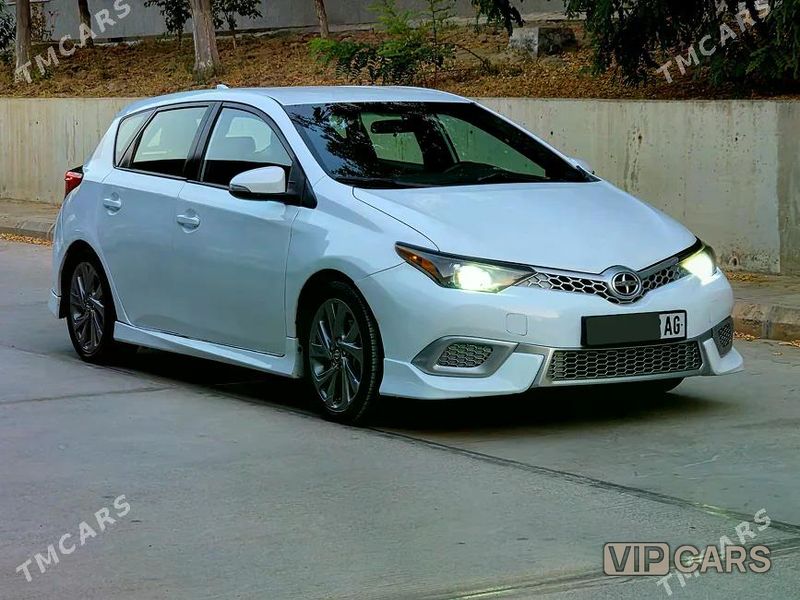 Toyota Corolla, 2015