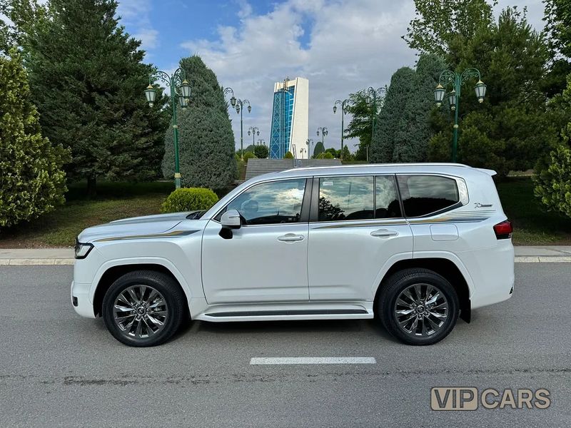 Toyota Land Cruiser, 2022