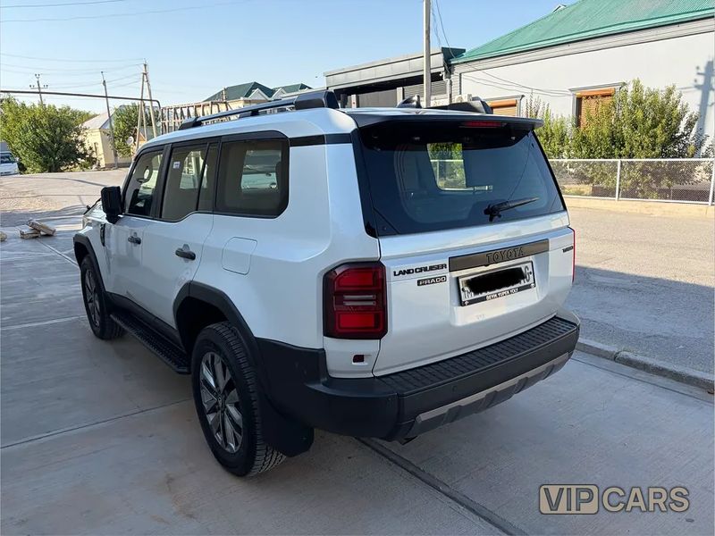 Toyota Land Cruiser Prado, 2026