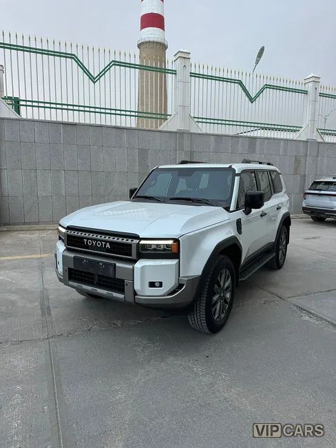 Toyota Land Cruiser Prado, 2025