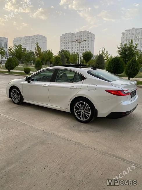 Toyota Camry, 2025