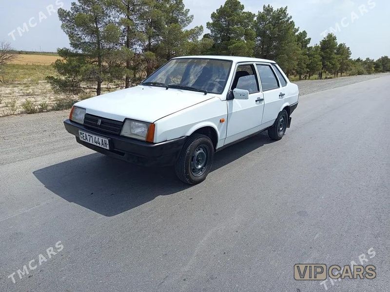 Lada 21099, 2001