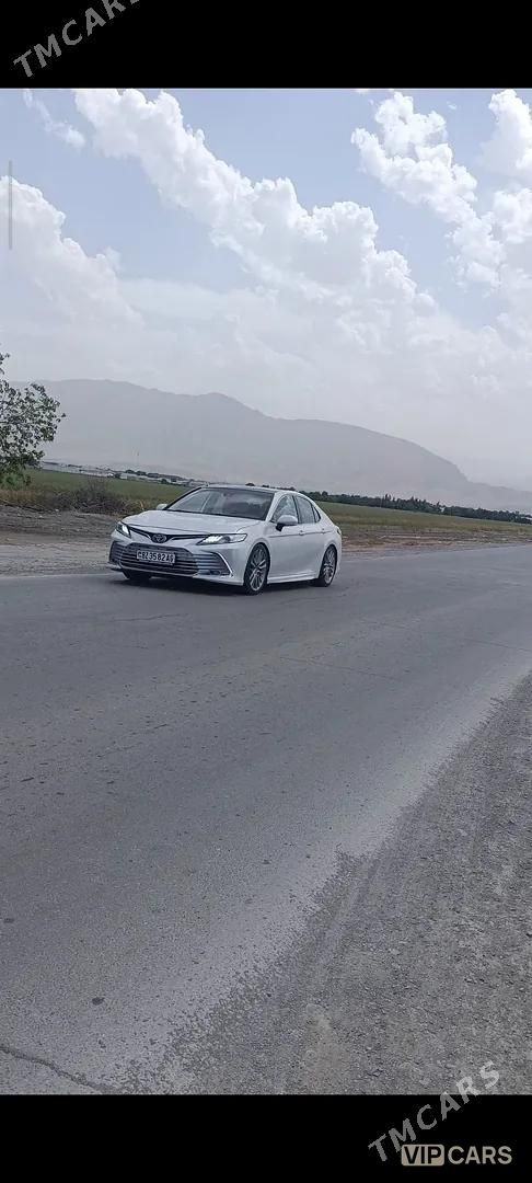 Toyota Camry, 2020
