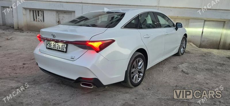 Toyota Avalon, 2020