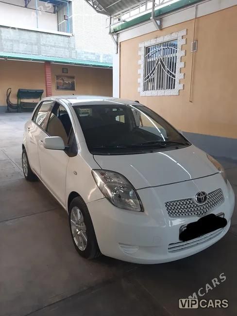 Toyota Yaris, 2006