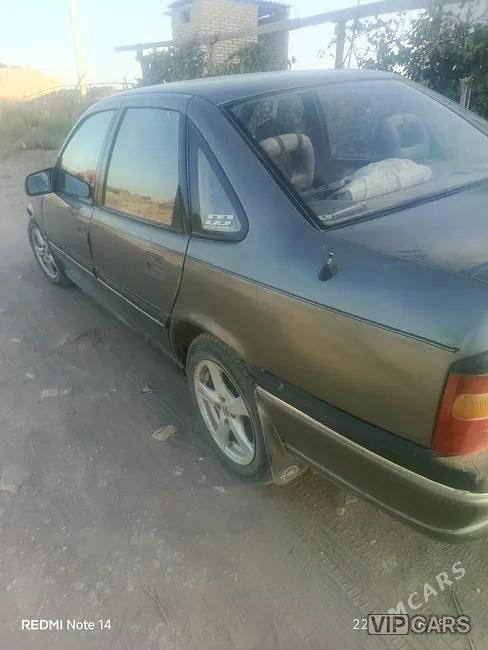 Opel Vectra, 1989