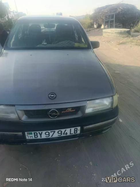 Opel Vectra, 1989
