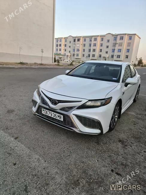 Toyota Camry, 2023