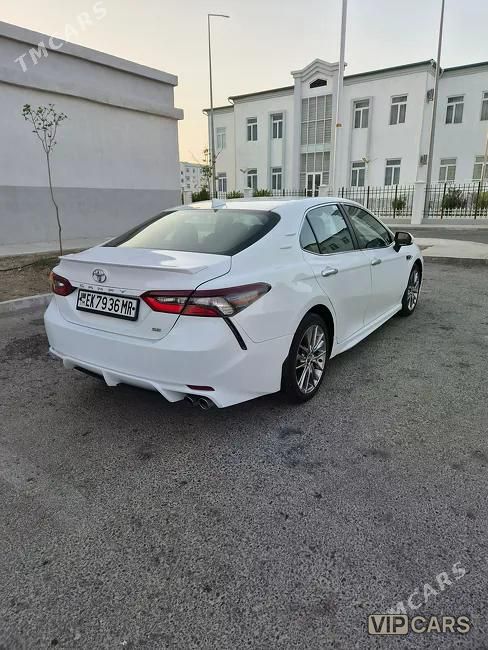 Toyota Camry, 2023