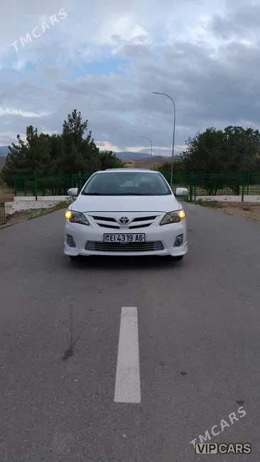 Toyota Corolla, 2013
