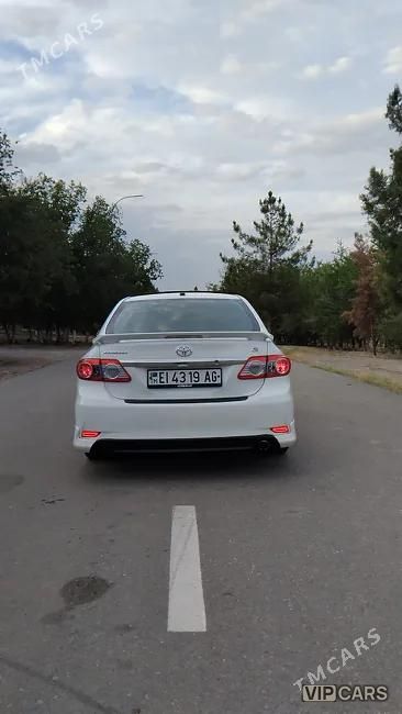 Toyota Corolla, 2013