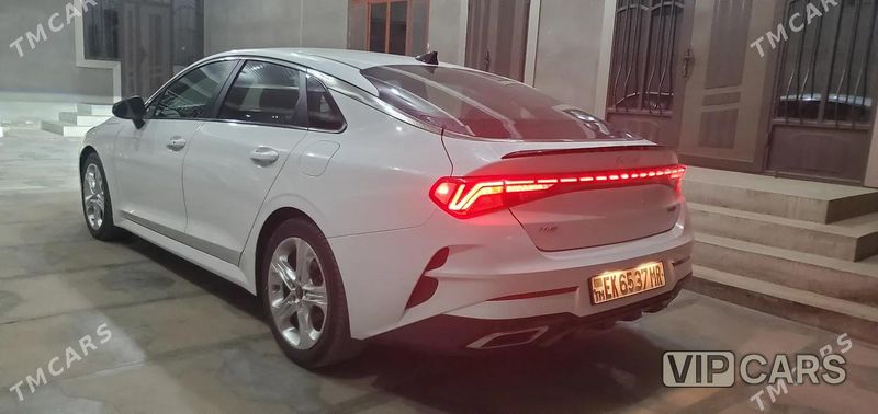Kia K5, 2021