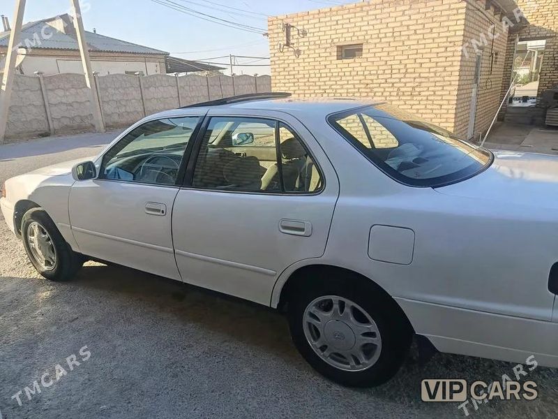 Toyota Camry, 1996