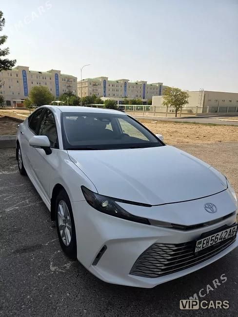 Toyota Camry, 2025