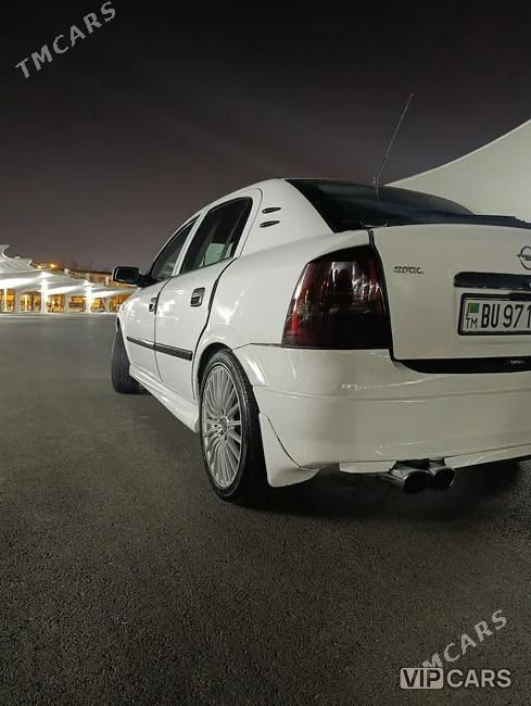 Opel Astra, 2001