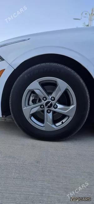 Kia K5, 2022