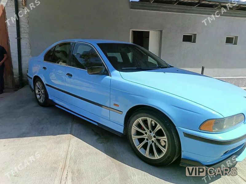BMW E39, 1998