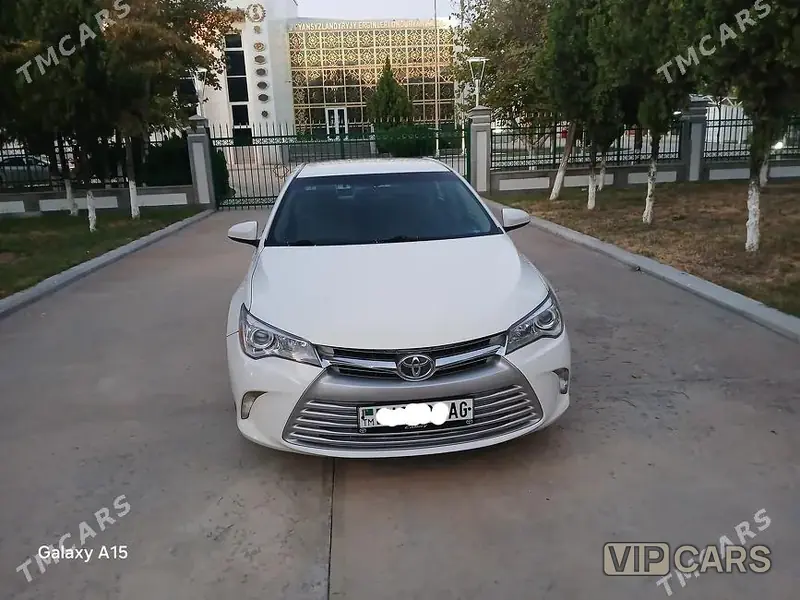 Toyota Camry, 2017 — фото 1