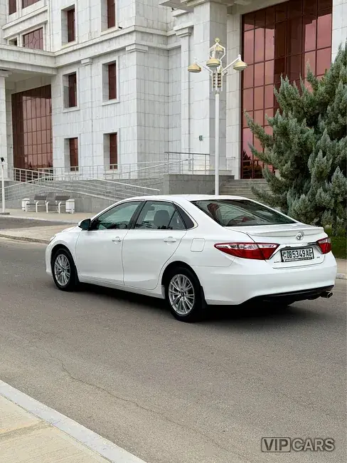 Toyota Camry, 2017 — фото 2