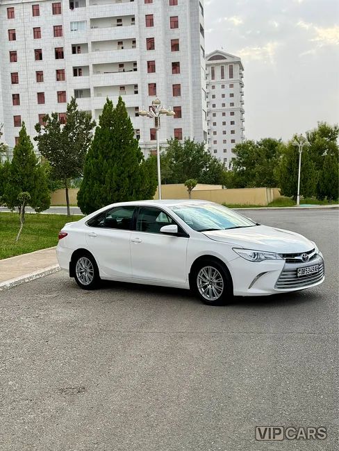 Toyota Camry, 2017