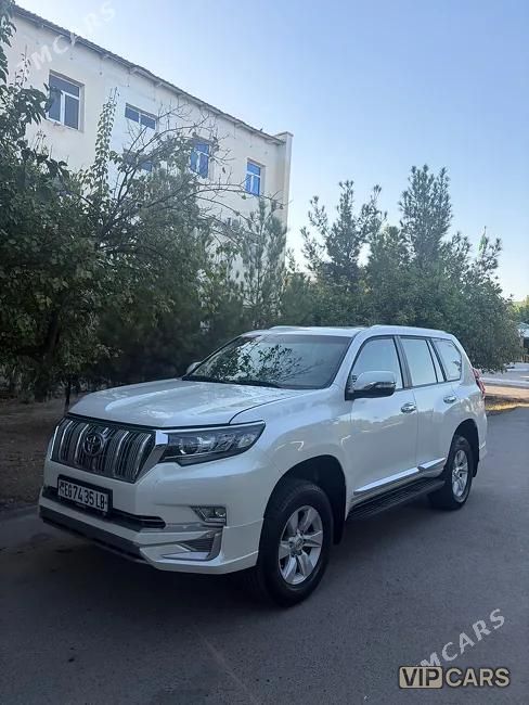 Toyota Land Cruiser Prado, 2022