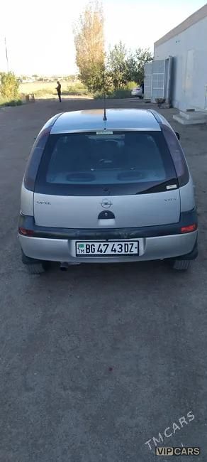 Opel Corsa, 2001