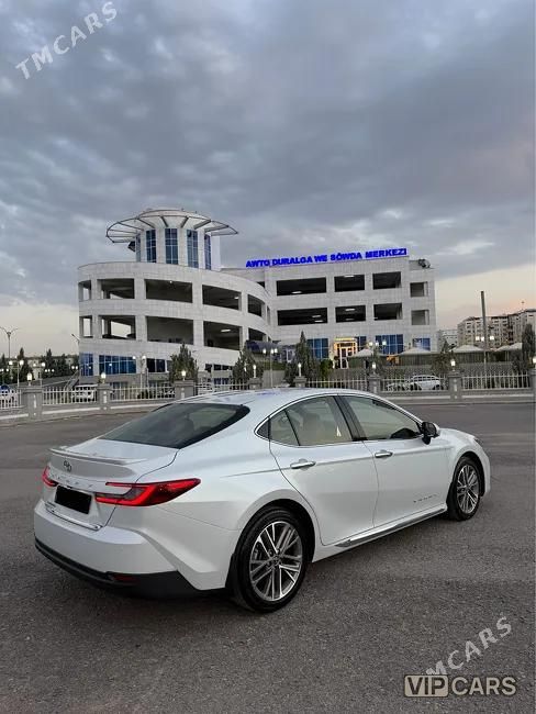 Toyota Camry, 2025