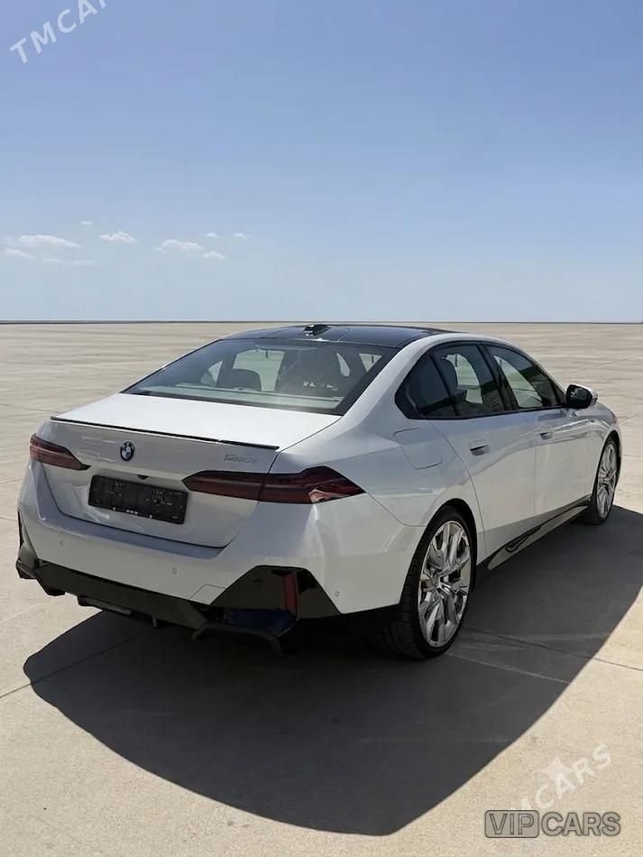BMW 530, 2024