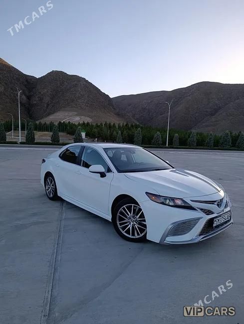 Toyota Camry, 2021
