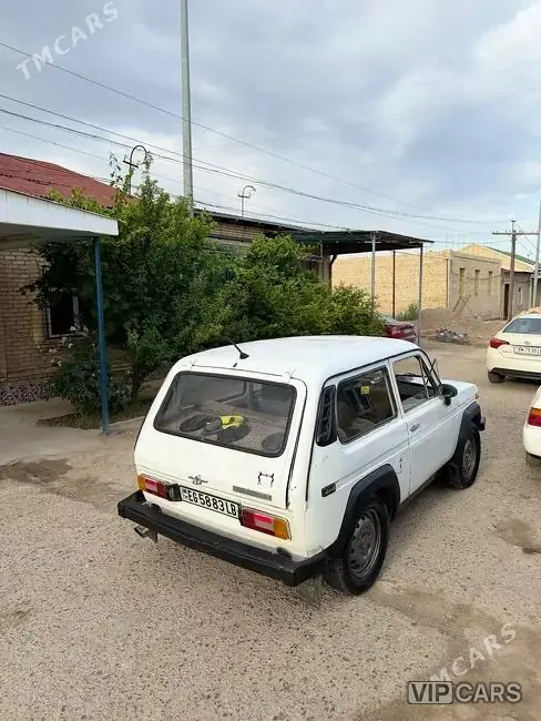 Lada Niva, 1982 — фото 3