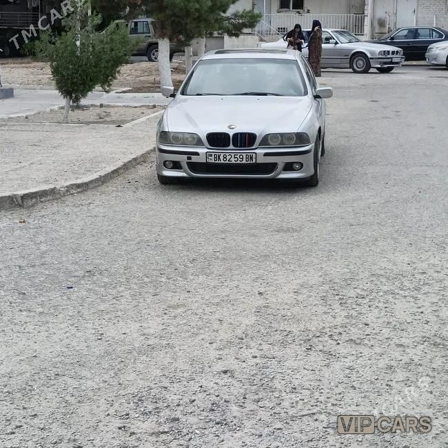 BMW E39, 1999