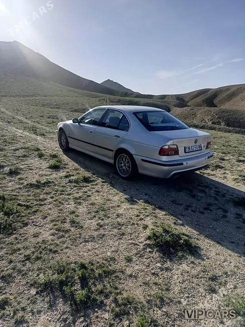 BMW E39, 1999