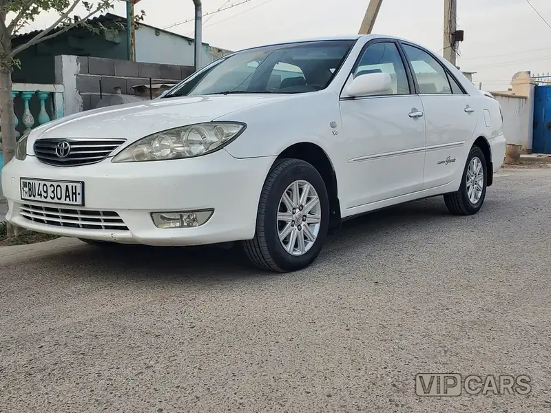 Toyota Camry, 2005 — фото 1