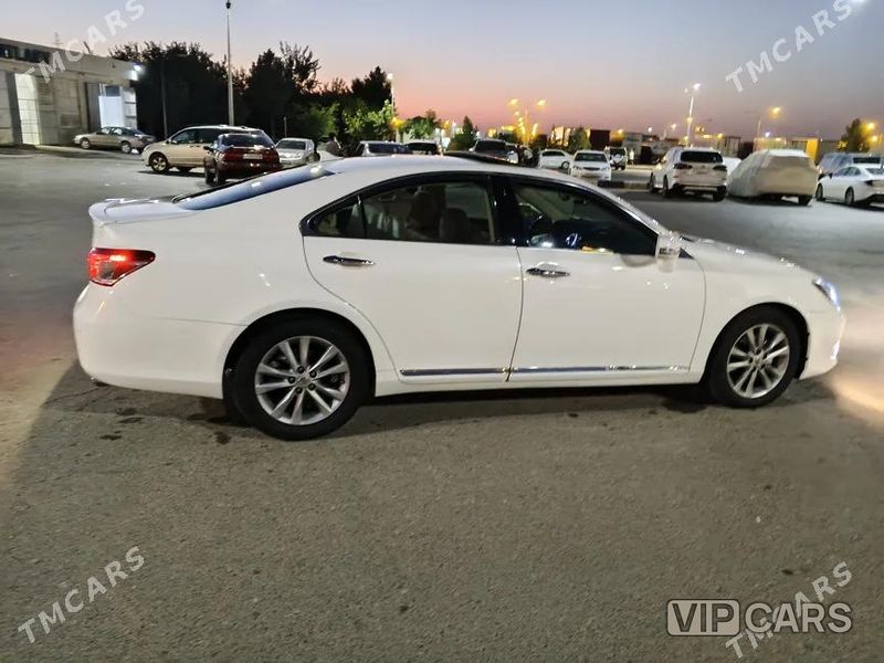 Lexus ES 350, 2011